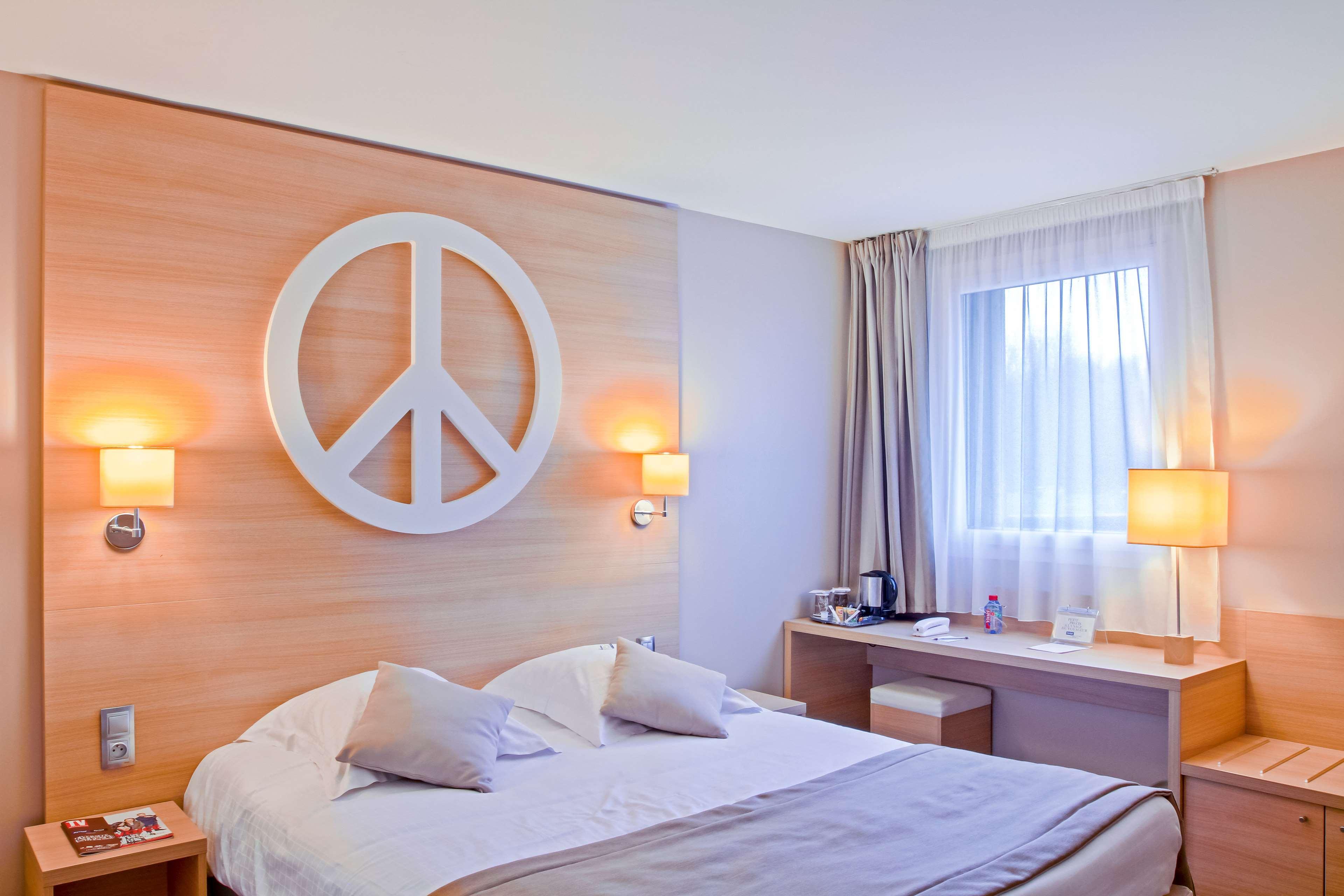 Best Western Bourgoin Jallieu Exterior foto