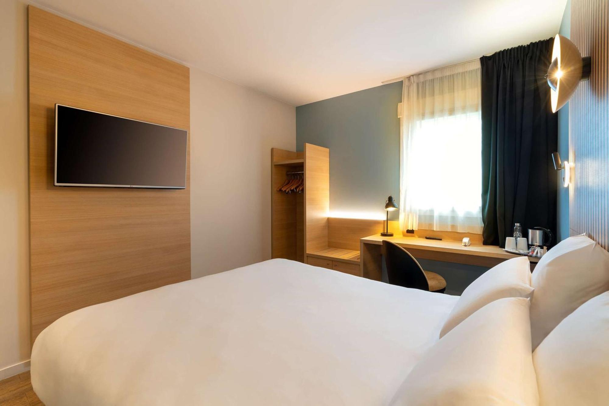 Best Western Bourgoin Jallieu Exterior foto